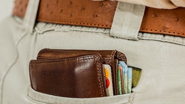 5 Things You Should & 5 Things You Shouldn’t Spend Money On