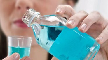 Breath Fresh With These Natural Homemade Mouthwashes