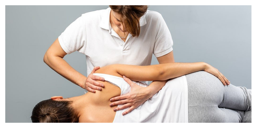Chiropractor Neck Pain Treating