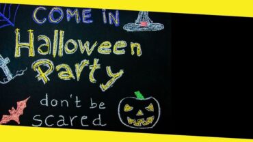How to Design a Halloween Costume Party Invitation