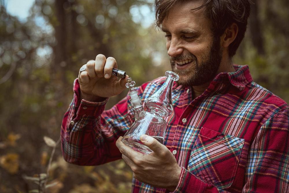 How to Clean a Bong