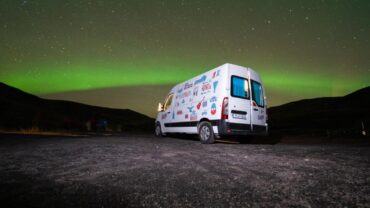 Exploring Iceland in Style – The 5 Benefits of Camper Rental for Your Adventure