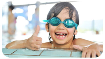 4 Reasons to Teach Your Child to Swim As Early as Possible