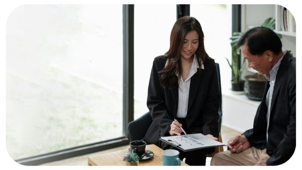 Financial advisor talks with client for financial planning after retirement