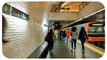 3 Ways Group Transportation Can Simplify City Travel