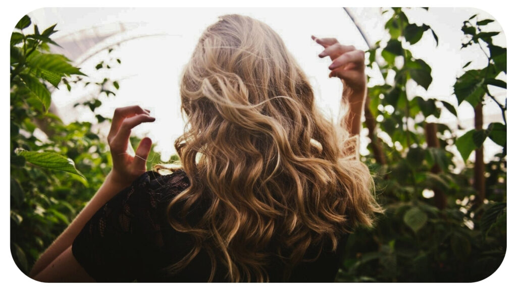 How to Keep Your Curls Lasting All Day
